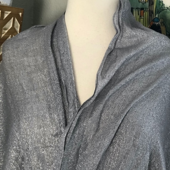 EXPRESS Silky Metallic Lightweight Scarf - Picture 6 of 7